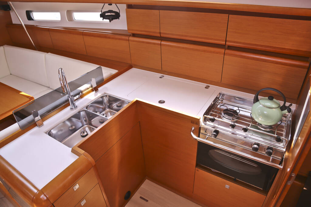 Sun Odyssey 439 Eudora