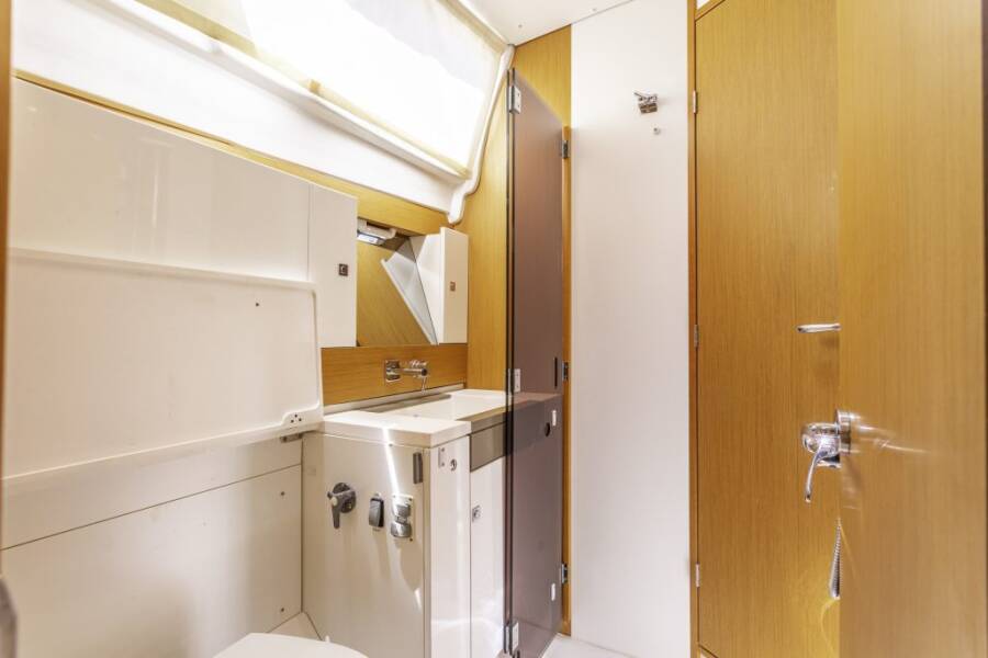 Sun Odyssey 44 DS Sea Wolf