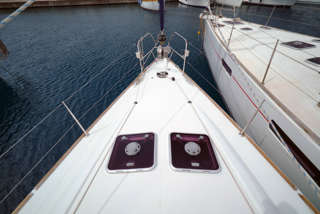 Sun Odyssey 44 i Night & Day