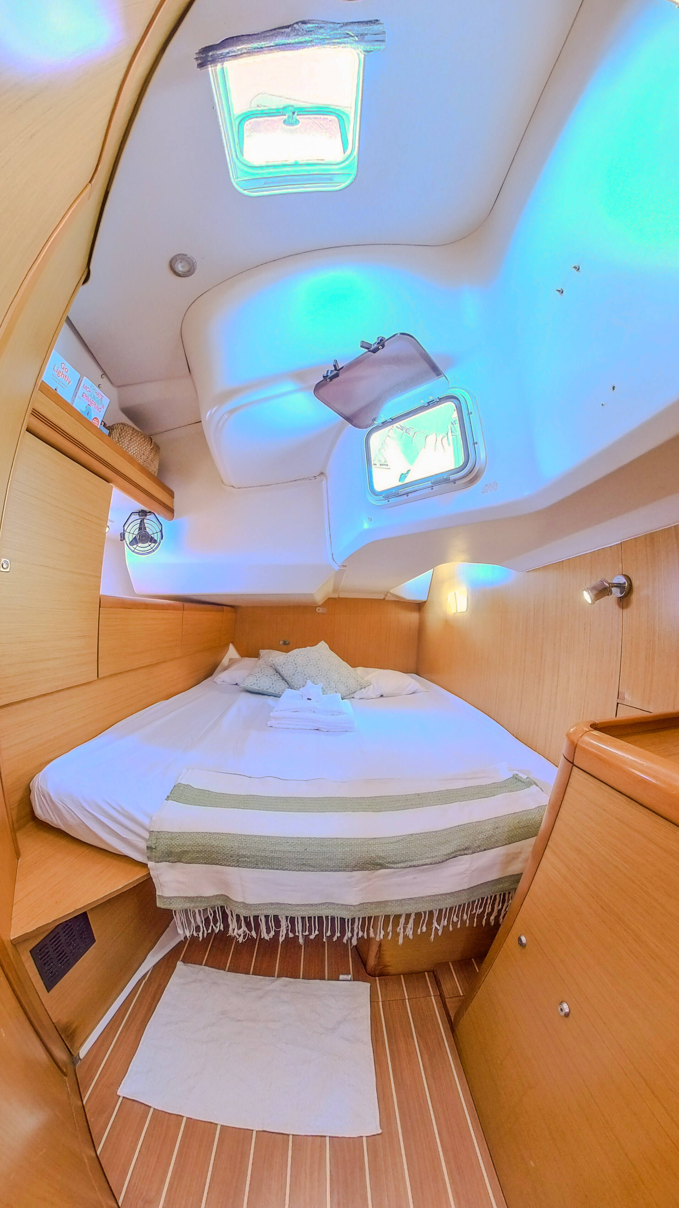 Sun Odyssey 44 i Guji