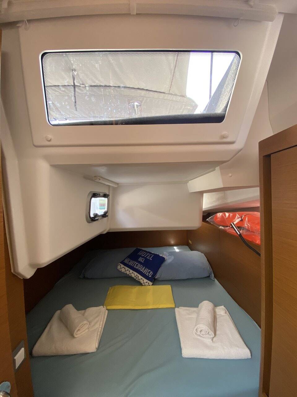 Sun Odyssey 440 Lornia