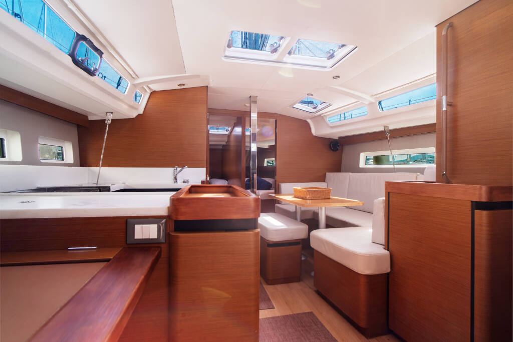 Sun Odyssey 440 Malala