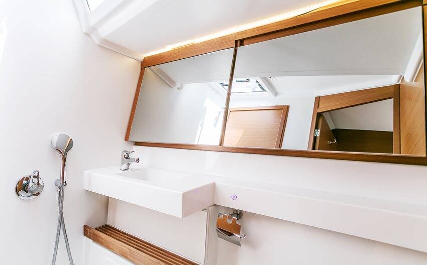 Sun Odyssey 440 Indira
