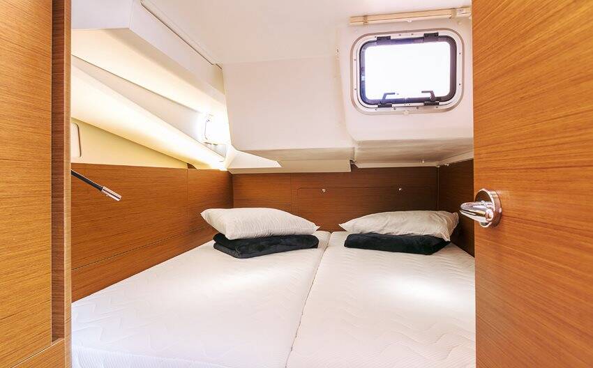 Sun Odyssey 440 Indira