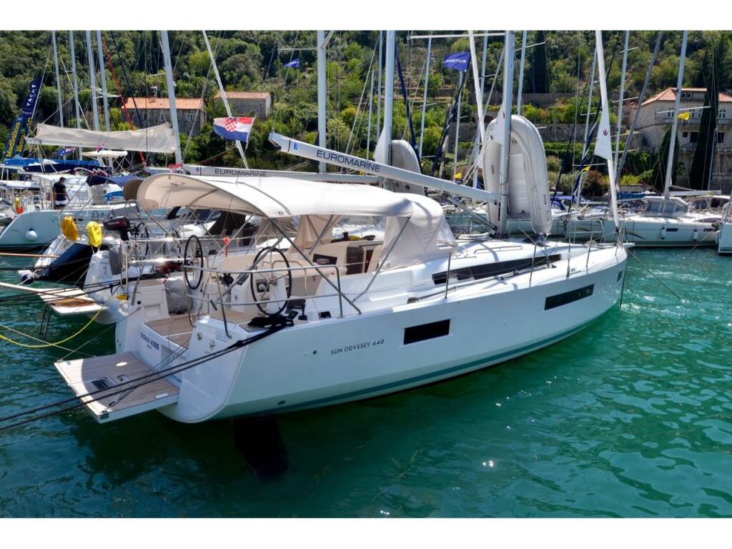 Sun Odyssey 440 • Sigma Kiss