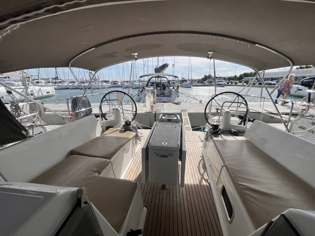 Sun Odyssey 440 PETRA