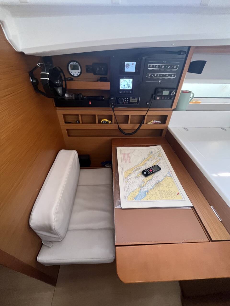 Sun Odyssey 440 PETRA