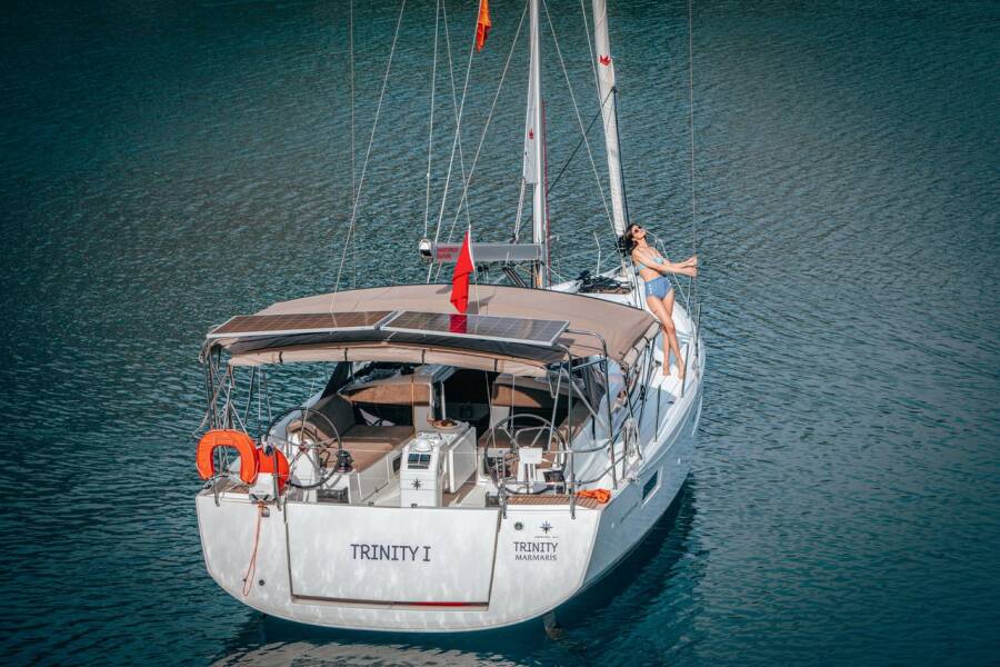 Sun Odyssey 440 Trinity