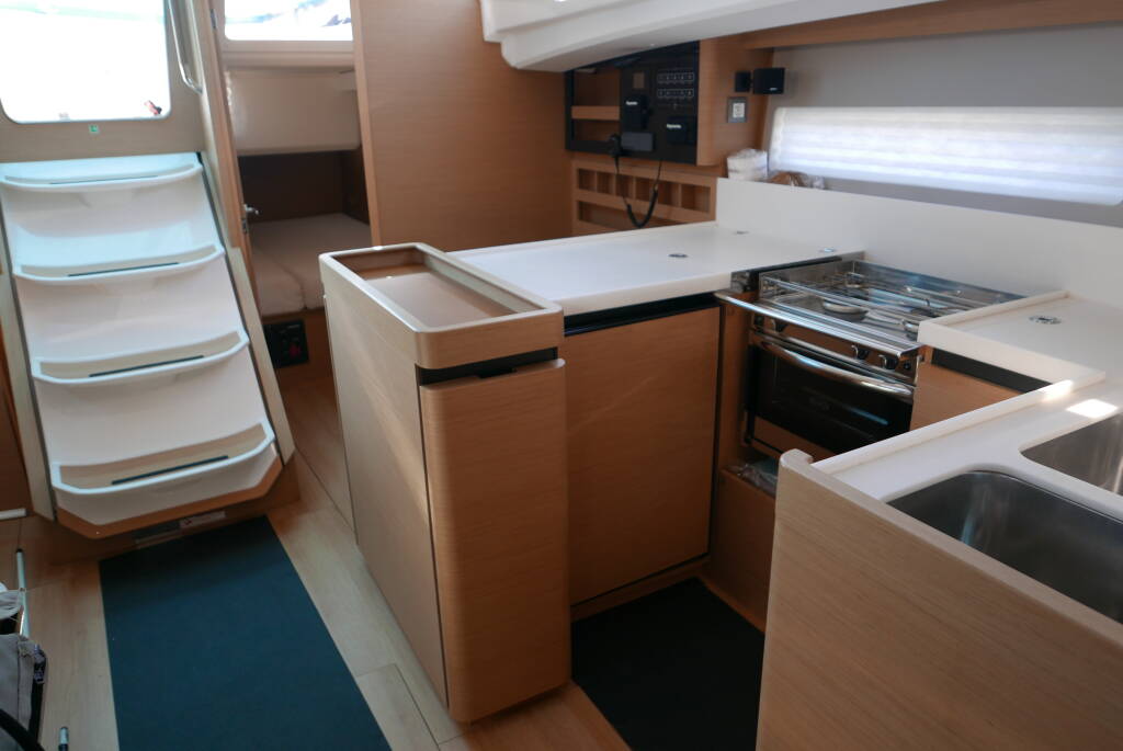 Sun Odyssey 440 Frenetica