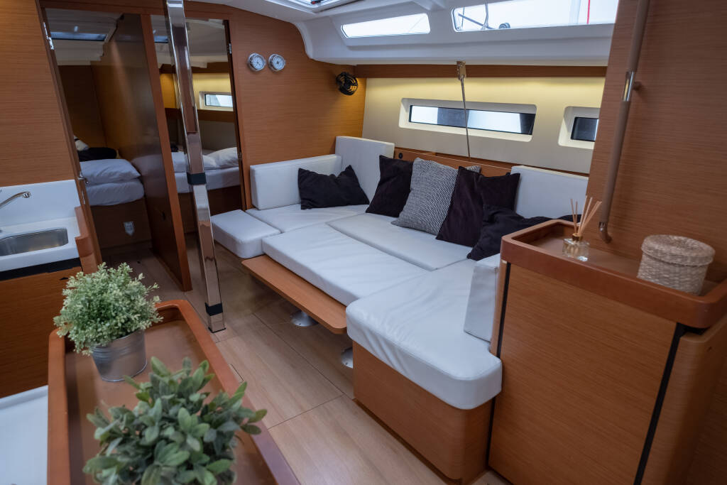 Sun Odyssey 440 Ioleta