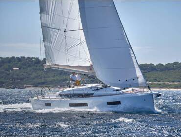 Sun Odyssey 440 • Astro
