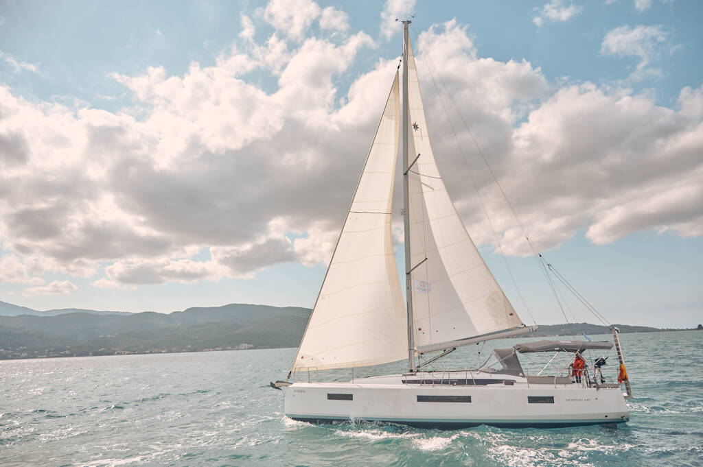Sun Odyssey 440 Nymeria | Water-maker, Solar Panel, Teak Cockpit