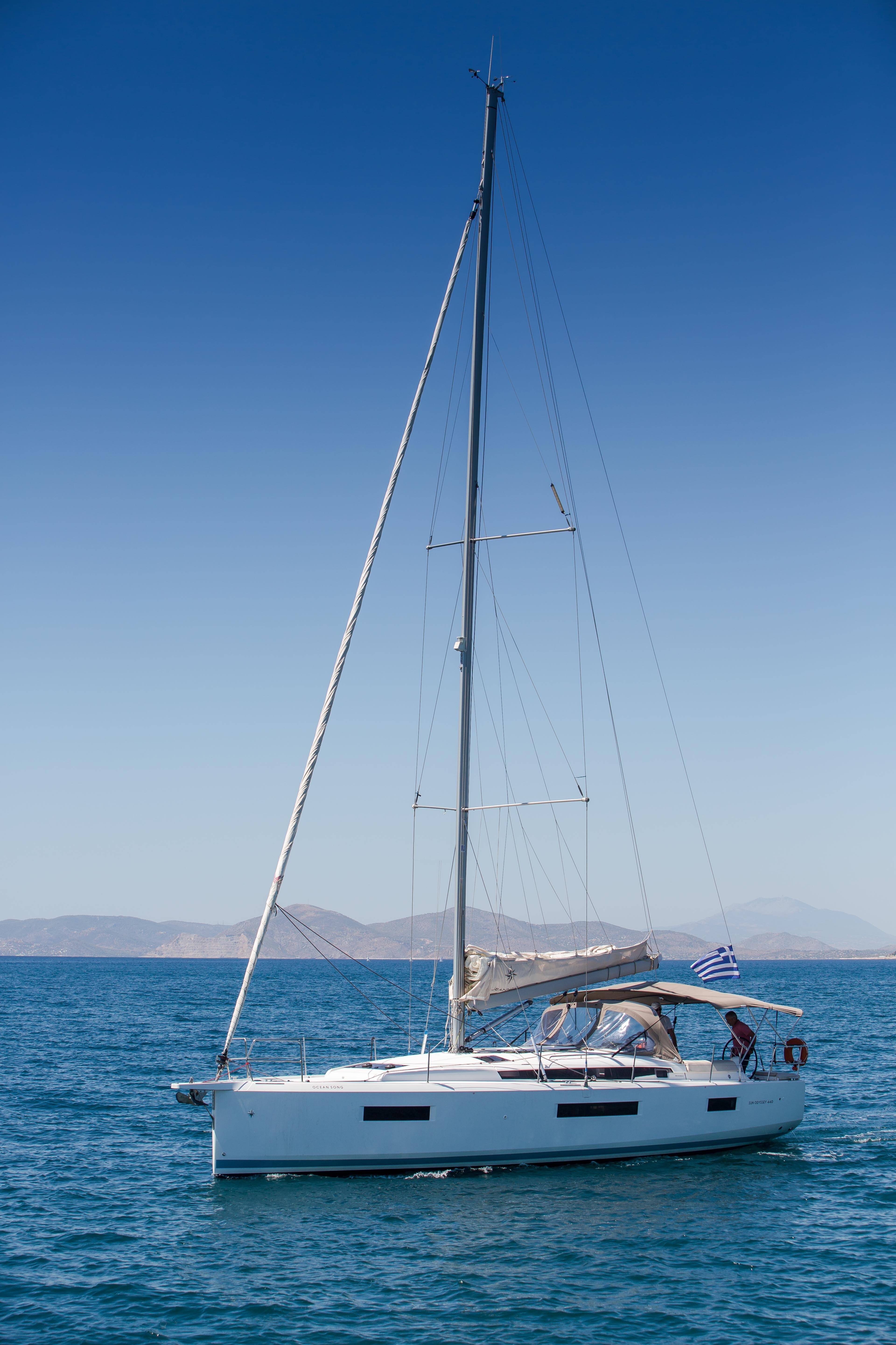 Sun Odyssey 440 Ocean Song