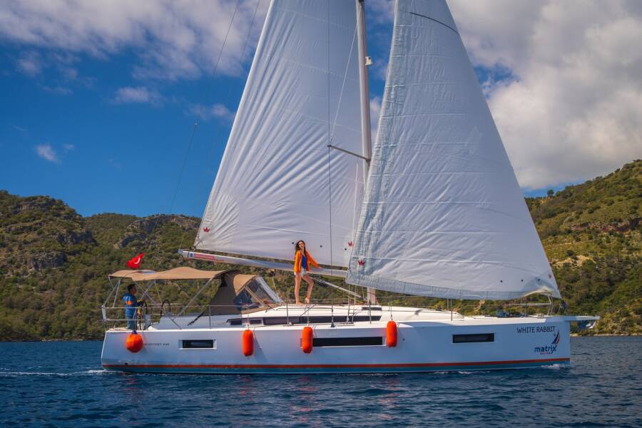 Sun Odyssey 440 White Rabbit