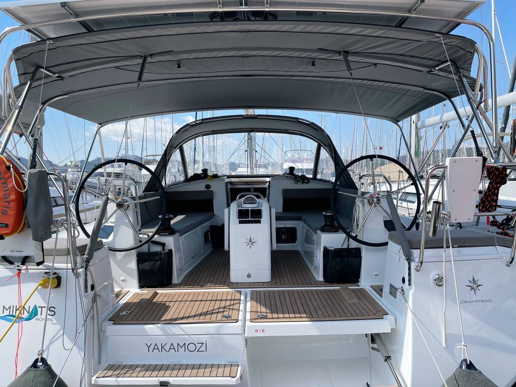 Sun Odyssey 440 Yakamozi