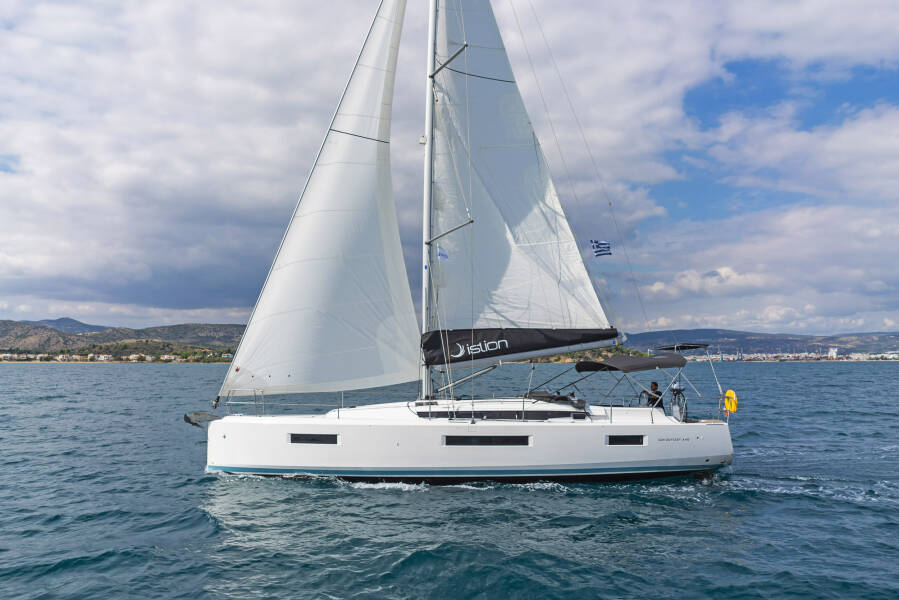 Sun Odyssey 440 • Navillera