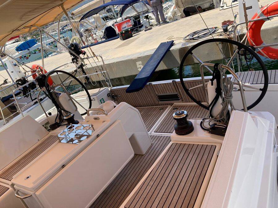Sun Odyssey 440 Almanzor