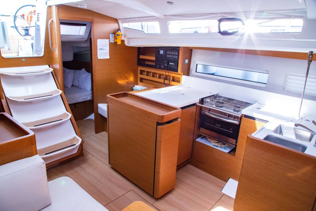 Sun Odyssey 440 APOSTOLIS