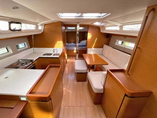 Sun Odyssey 440 Ikalos