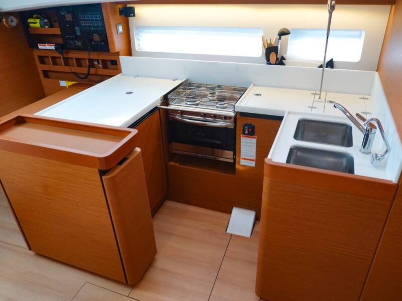Sun Odyssey 440 Rhythm & Blues