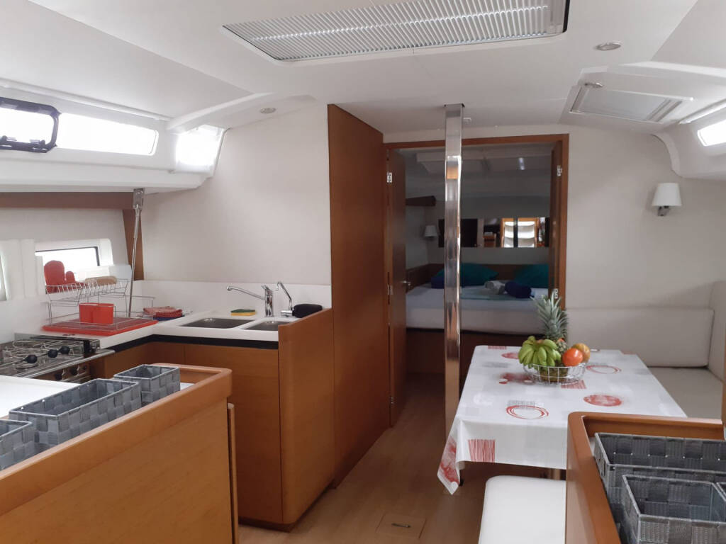 Sun Odyssey 440 Kerseli