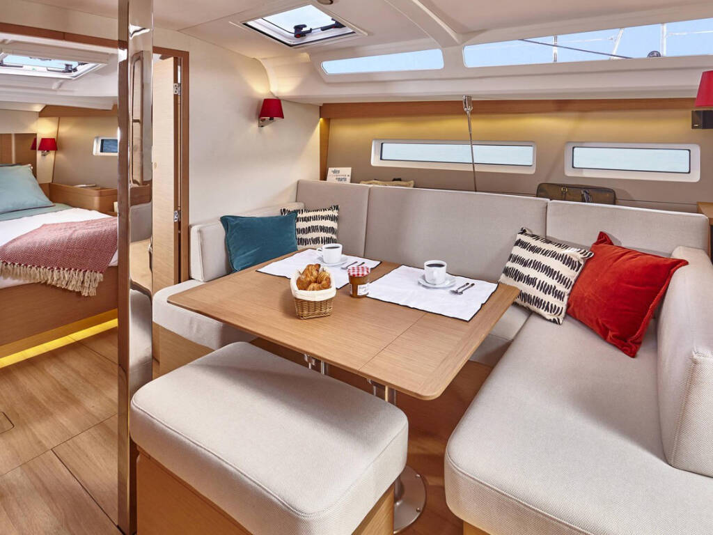 Sun Odyssey 440 Šinki