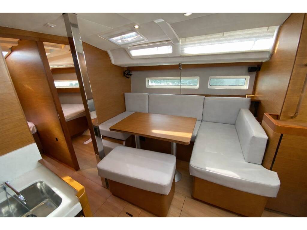 Sun Odyssey 440 McLir II