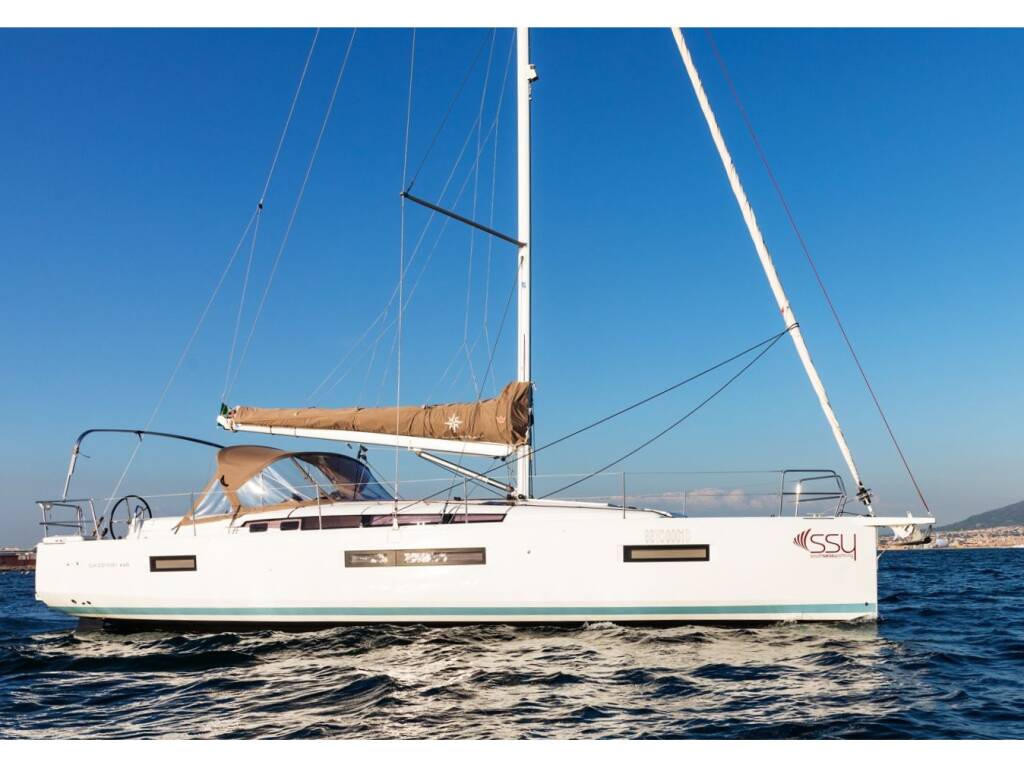 Sun Odyssey 440  SSY-01