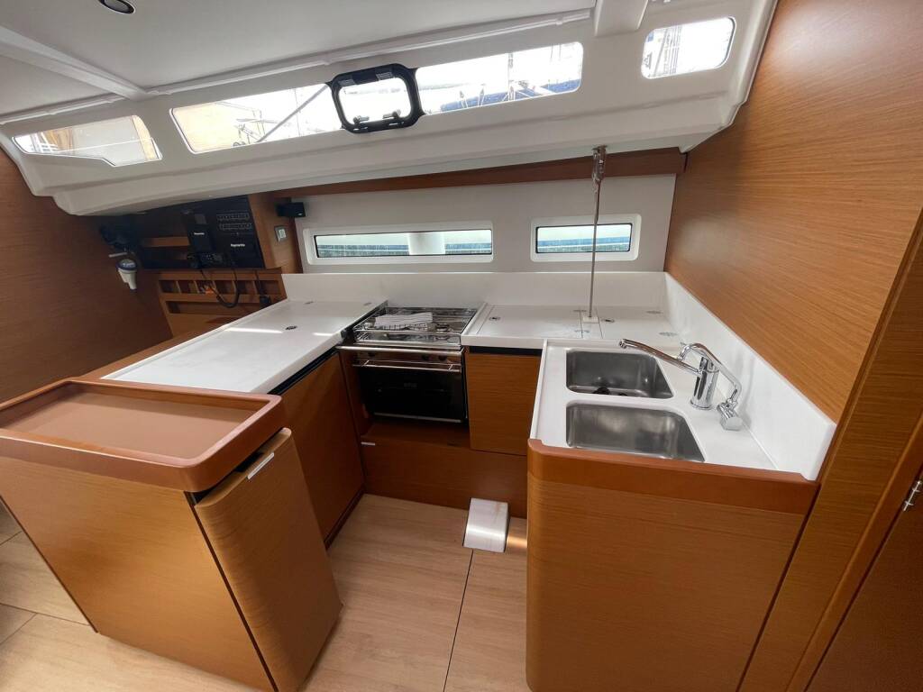 Sun Odyssey 440* Alboran Amaretto