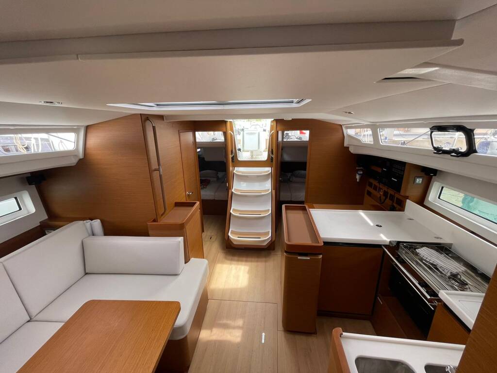 Sun Odyssey 440* Alboran Amaretto