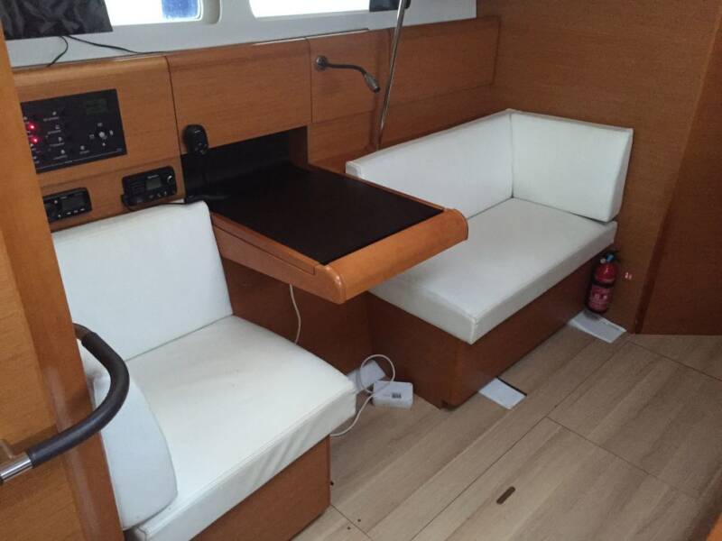 Sun Odyssey 449 SUCHON 