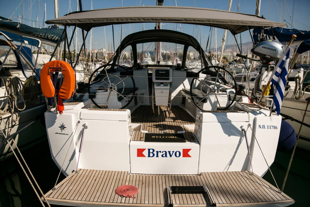 Sun Odyssey 449 Bravo