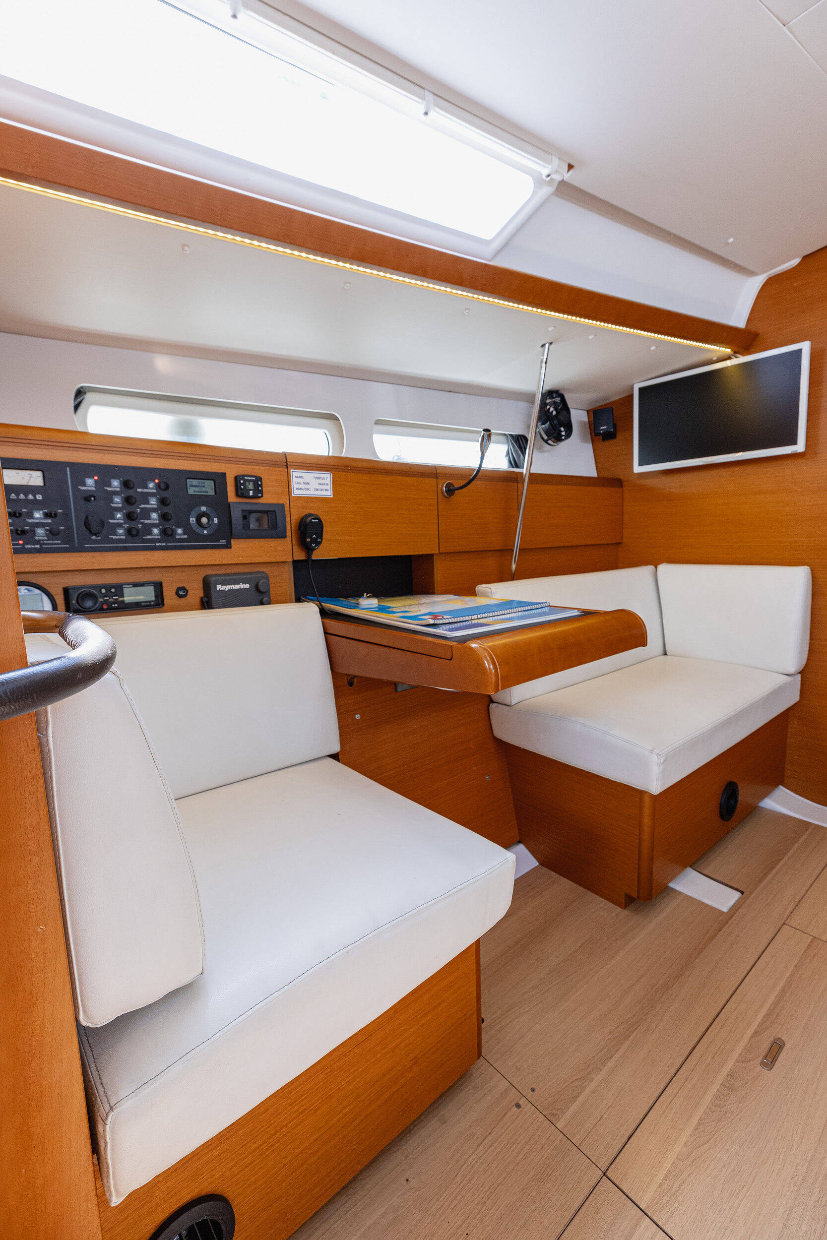 Sun Odyssey 449 Ventus