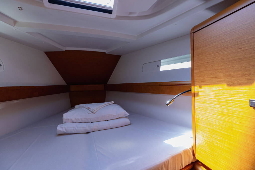 Sun Odyssey 449 Ventus