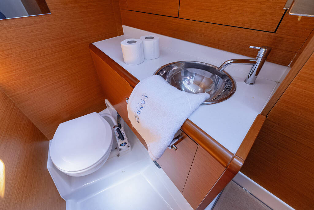 Sun Odyssey 449 Ventus