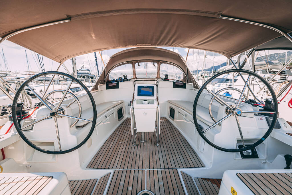 Sun Odyssey 449 Ventus