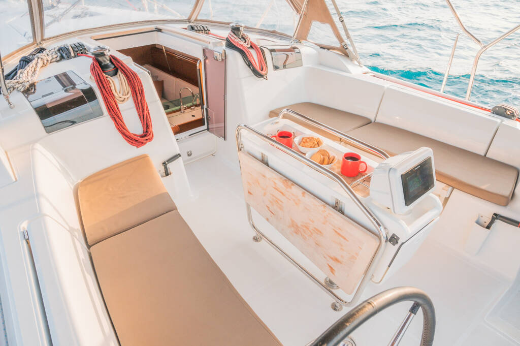 Sun Odyssey 449 Asante