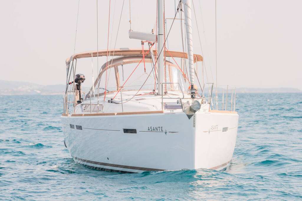 Sun Odyssey 449 Asante