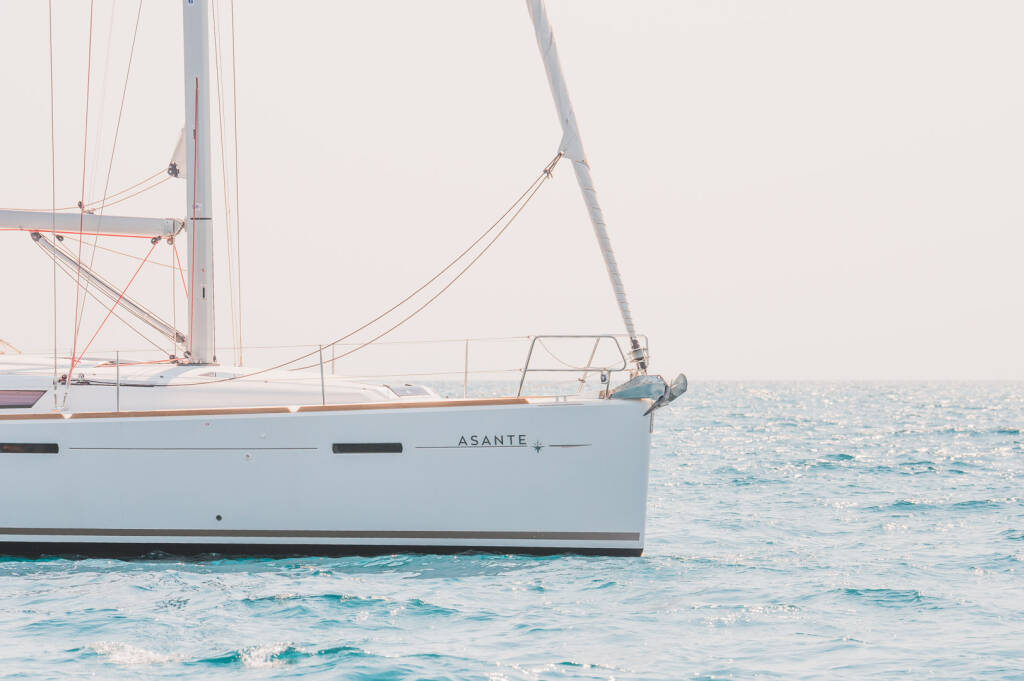 Sun Odyssey 449 Asante