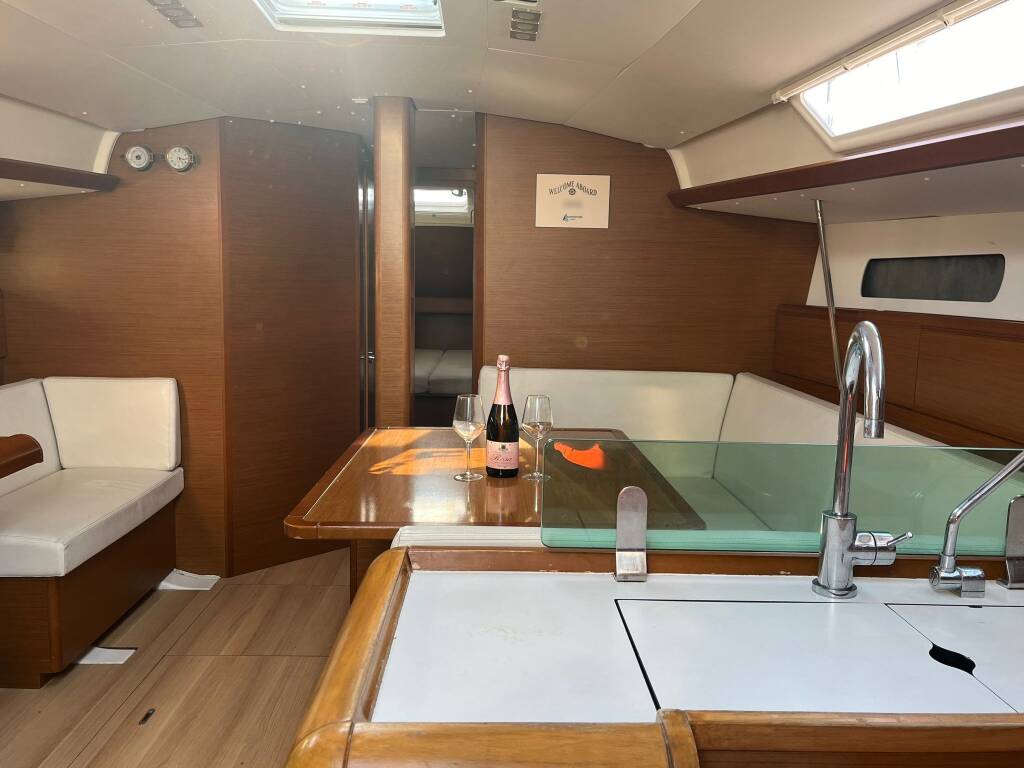 Sun Odyssey 449 Sinatra