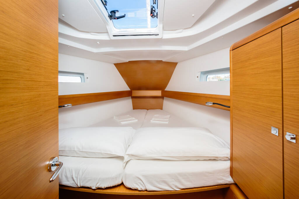 Sun Odyssey 449 Ilios - Standard line
