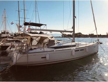 Sun Odyssey 449 • Winx