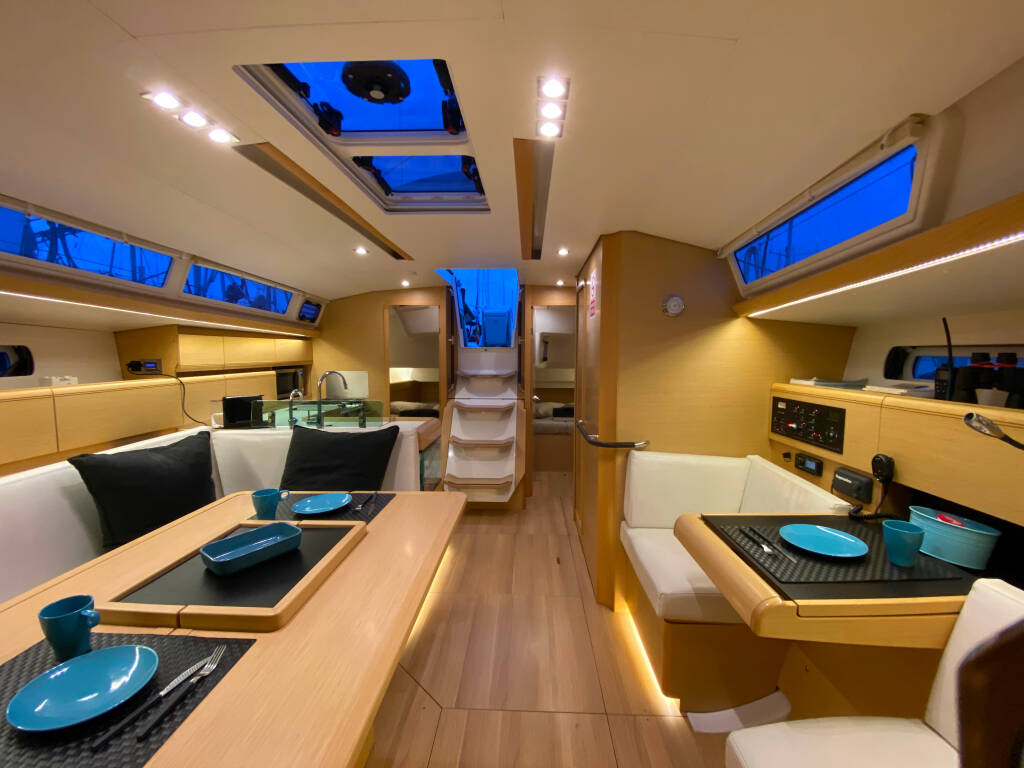 Sun Odyssey 449 Anuka