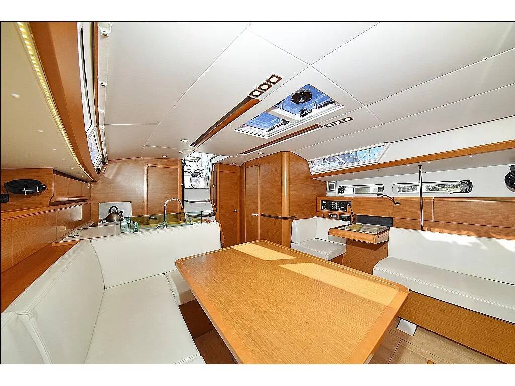 Sun Odyssey 449 