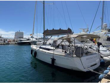 Sun Odyssey 449 Mientras Tanto