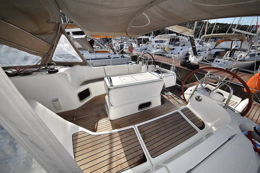 Sun Odyssey 44i ECONOMY