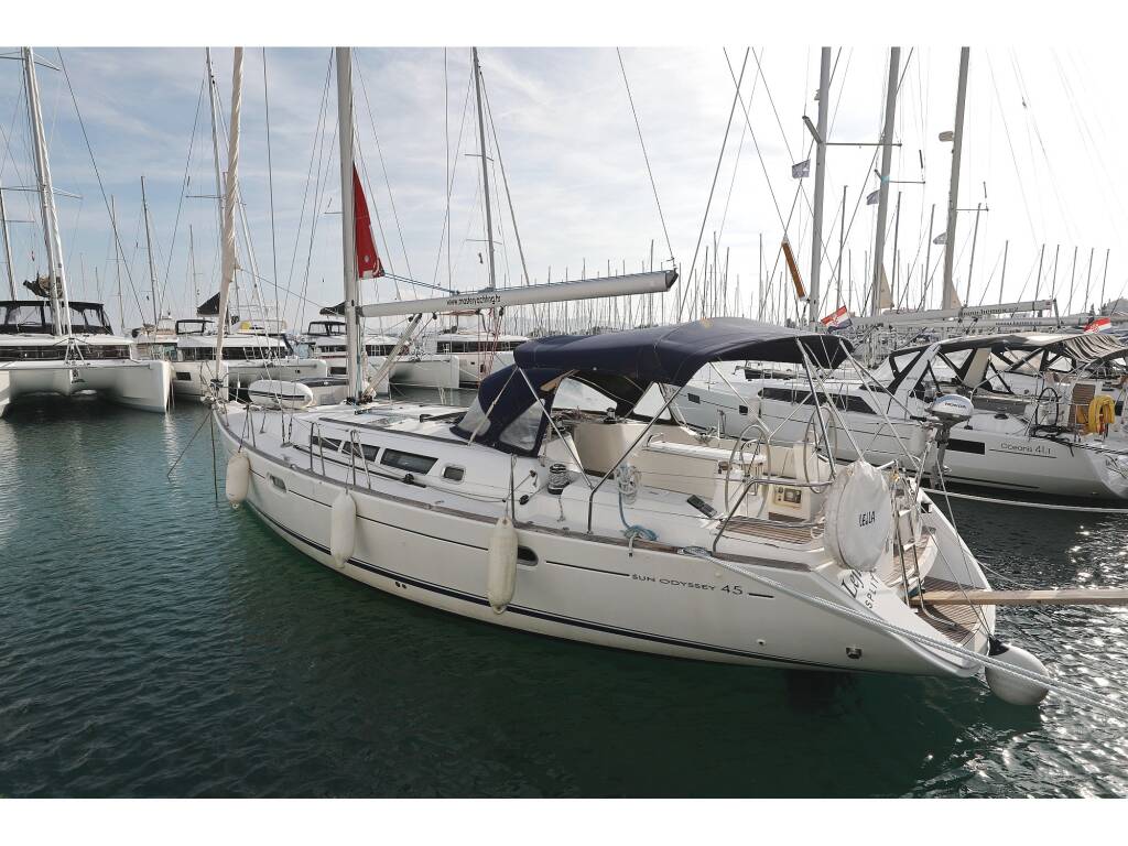 Sun Odyssey 45 • LEJLA
