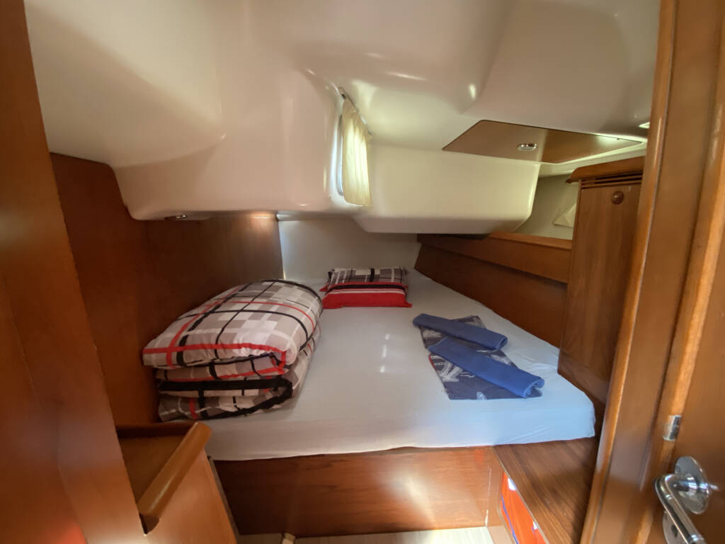 Sun Odyssey 45 Safina
