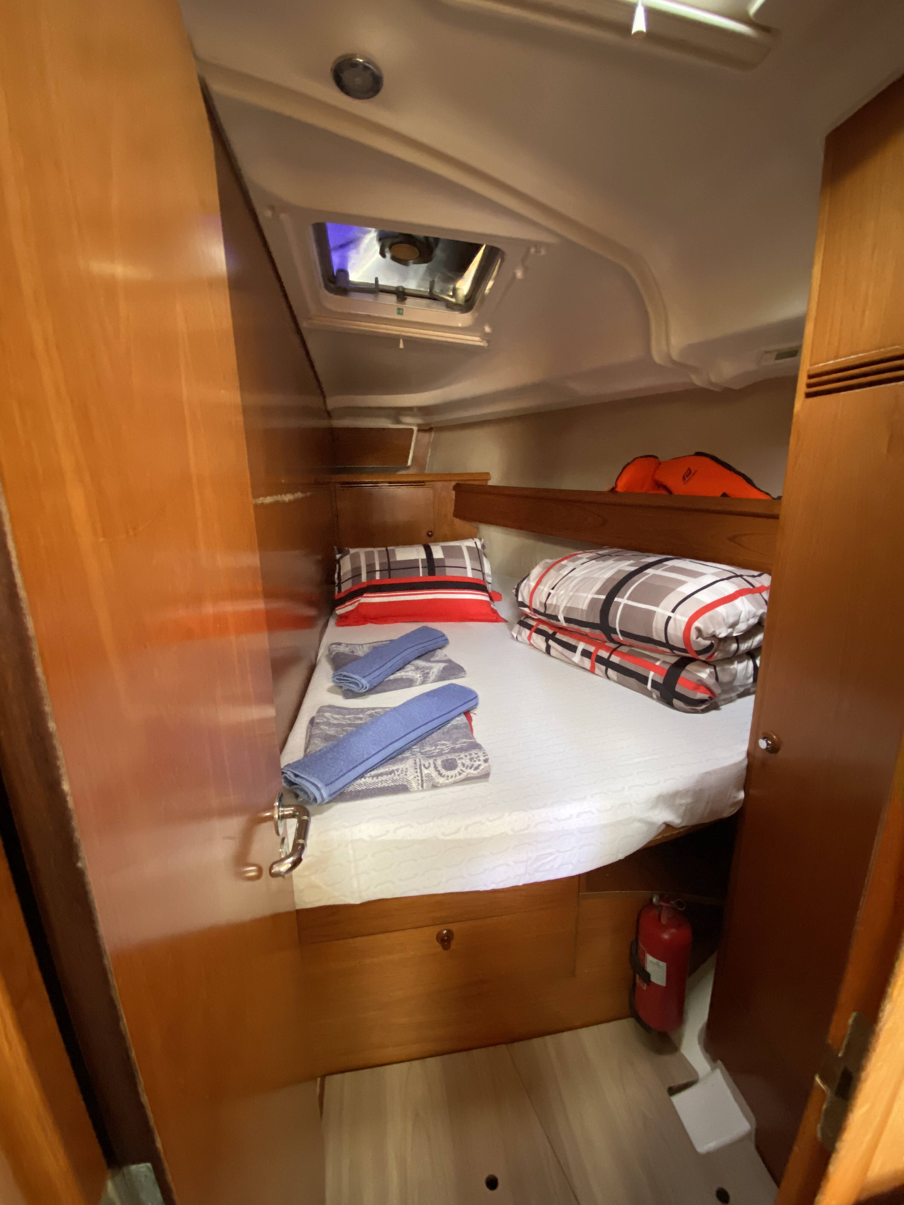 Sun Odyssey 45 Safina