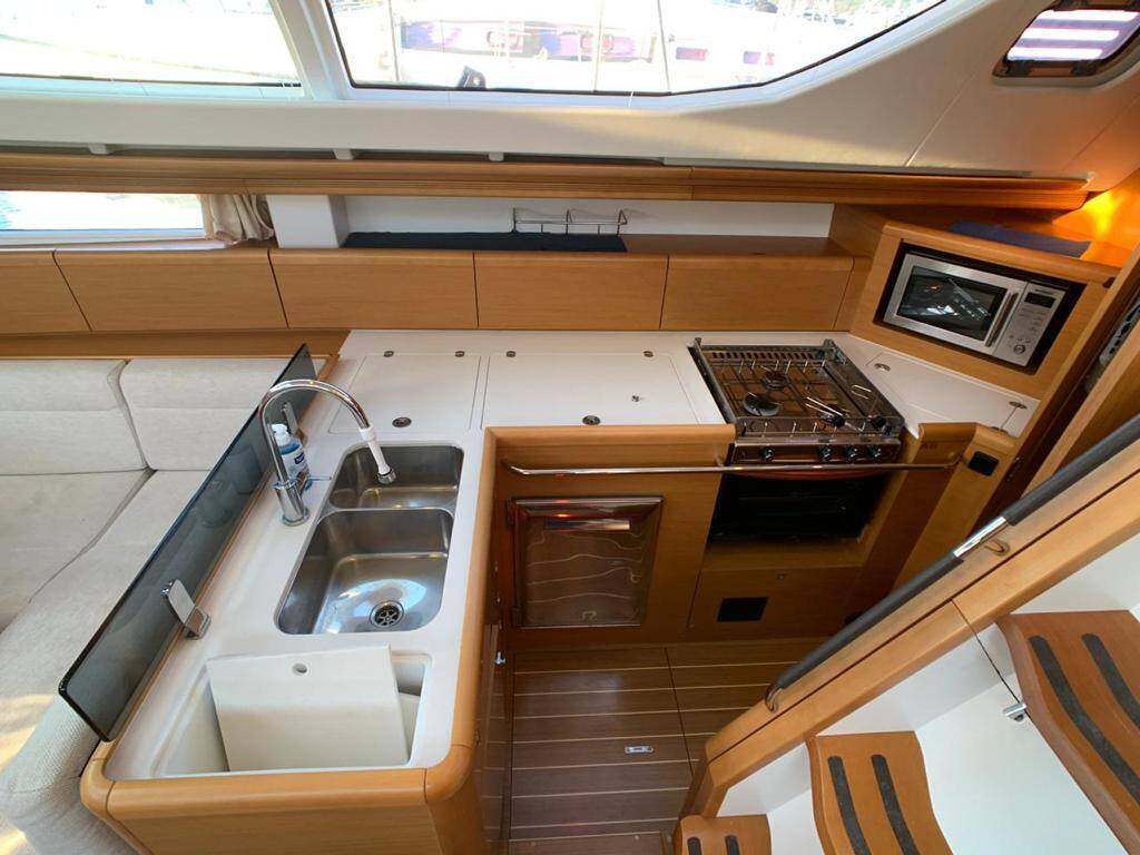 Sun Odyssey 45DS Aurora